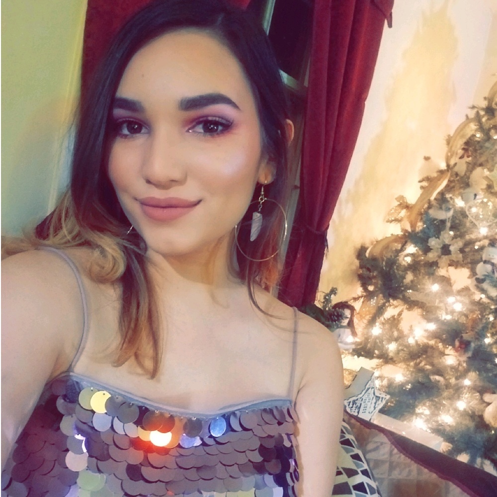 Meet your Posher, Esther